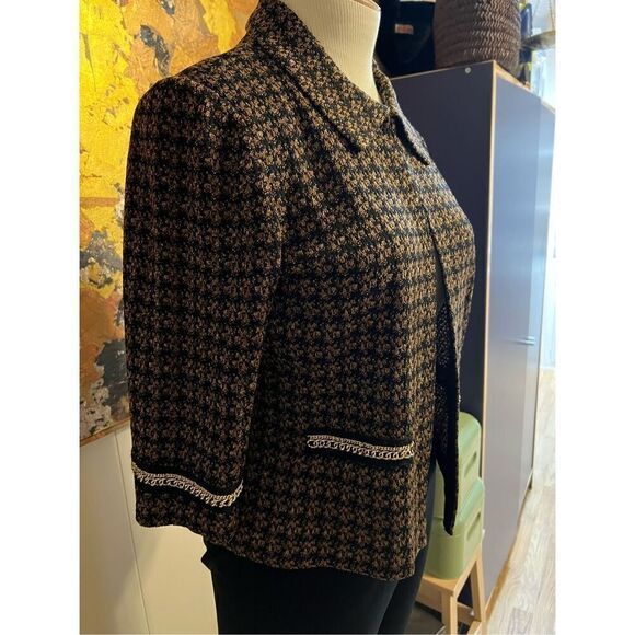 Ming Wang Black & Gold Herringbone Cropped Knit Jacket with Gold Chin Trim Sophi - Picture 6 of 11